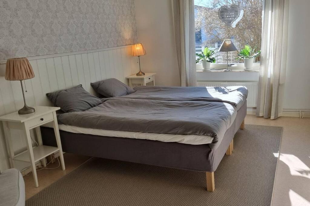 Trivsamt Parhus I Lugnt Omrade Inne I Tranas! Ngoại thất bức ảnh