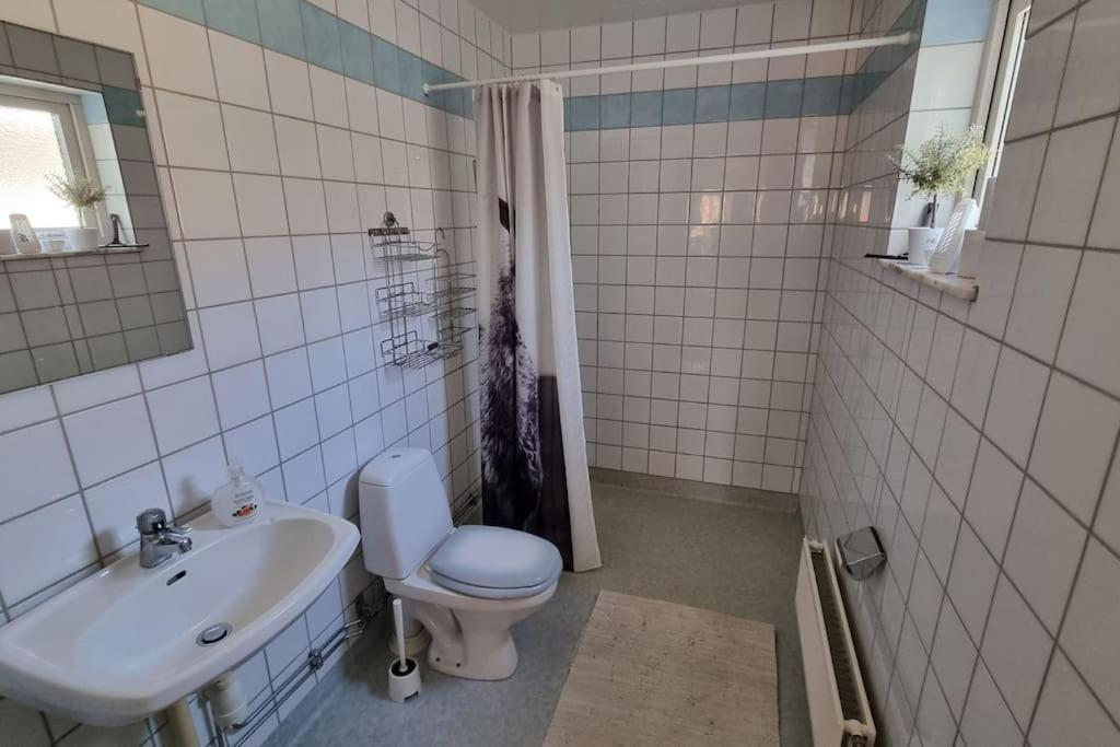 Trivsamt Parhus I Lugnt Omrade Inne I Tranas! Ngoại thất bức ảnh